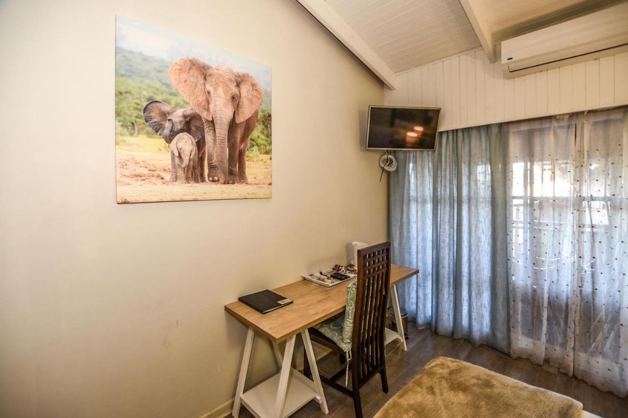 The Rest Guest House Mbombela Exterior foto